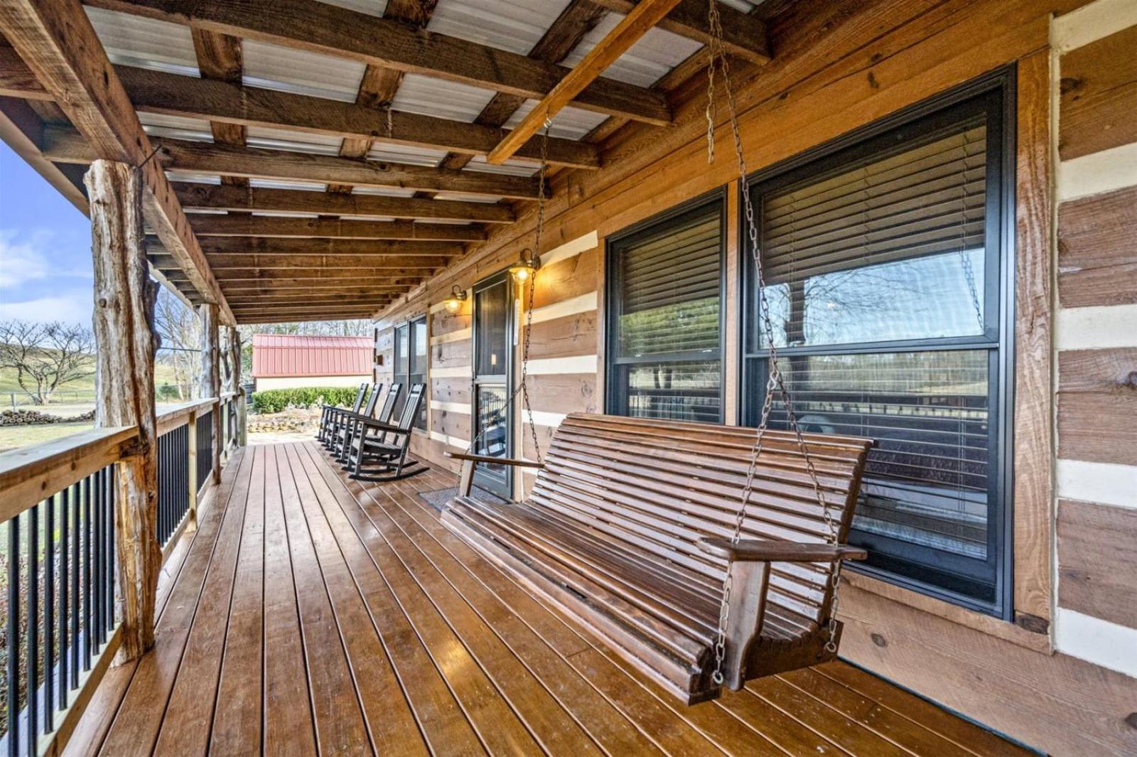 Hidden Star Hideaway-Blackberry Farm-Smoky Mtn Nat Park-Hot Tub- Fire Pit- Fenced Yard- Pet Friendly Walland Exterior photo