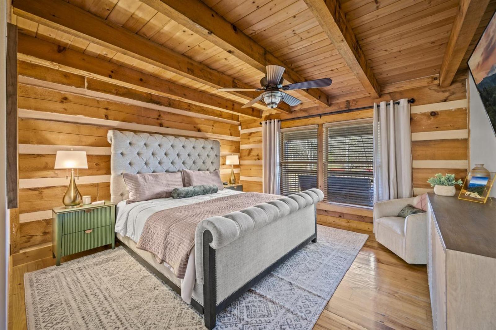 Hidden Star Hideaway-Blackberry Farm-Smoky Mtn Nat Park-Hot Tub- Fire Pit- Fenced Yard- Pet Friendly Walland Exterior photo
